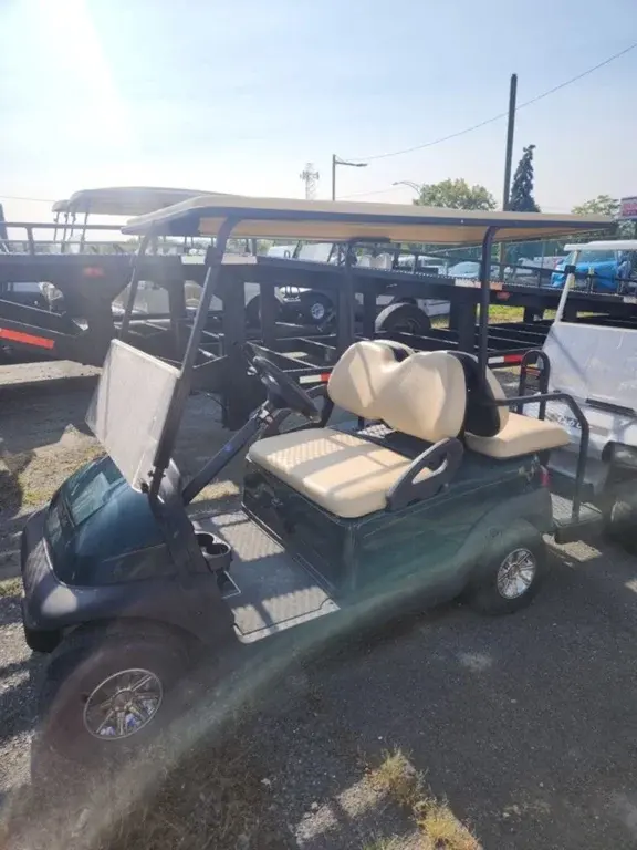 2011 Club Car Precedent Electric thumb 1