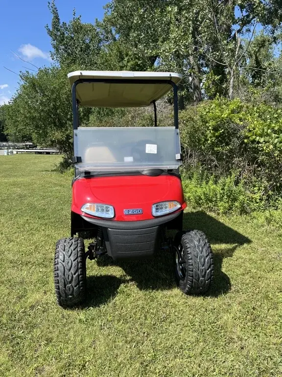 2021 E-Z-GO RXV thumb 2