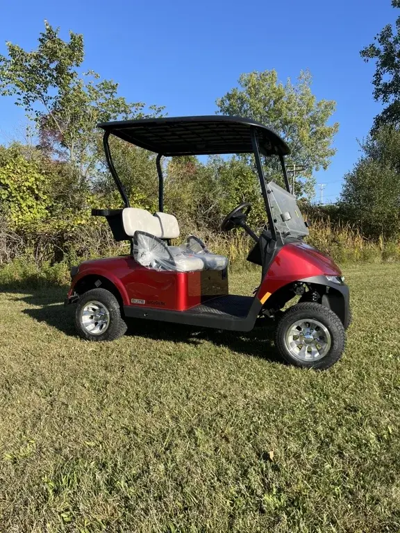 2026 E-Z-GO Freedom photo 1
