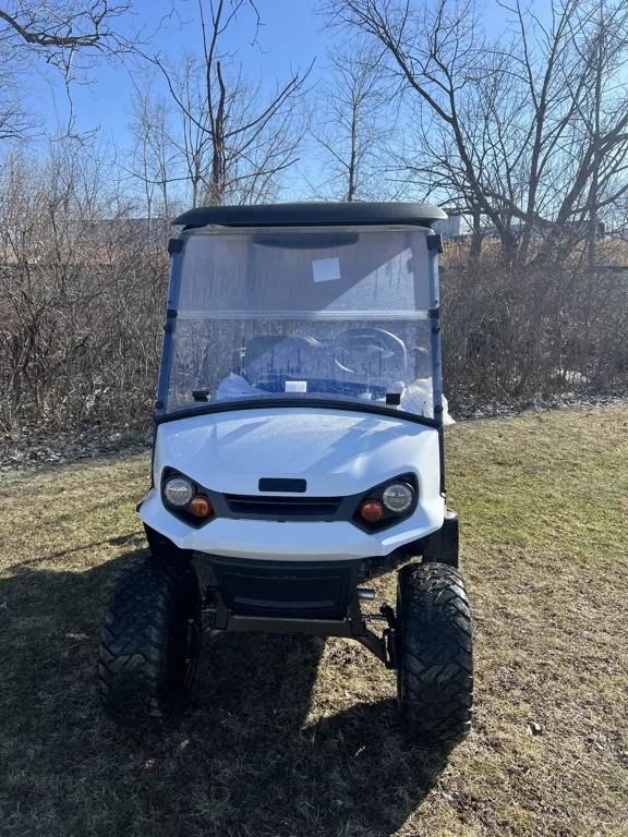 2026 E-Z-GO Express thumb 4