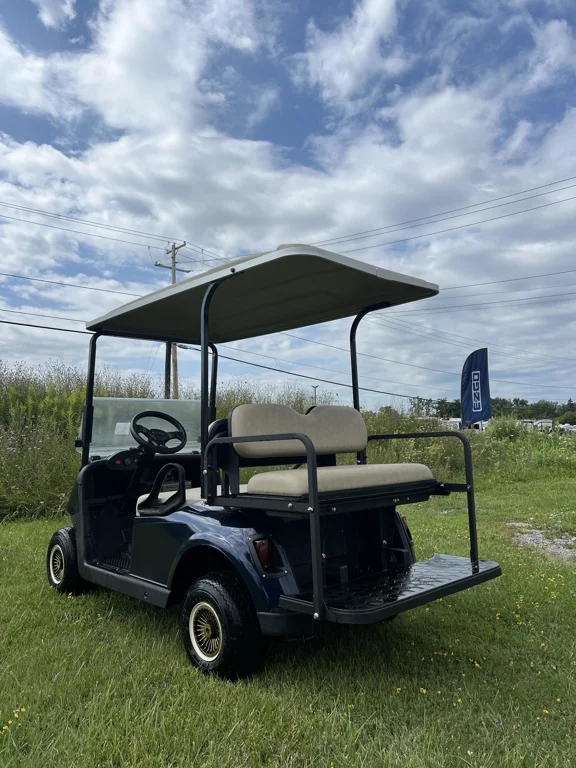 2021 E-Z-GO RXV ELiTE Lithium thumb 2