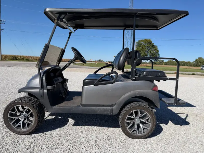 2011 Club Car Precedent thumb 2