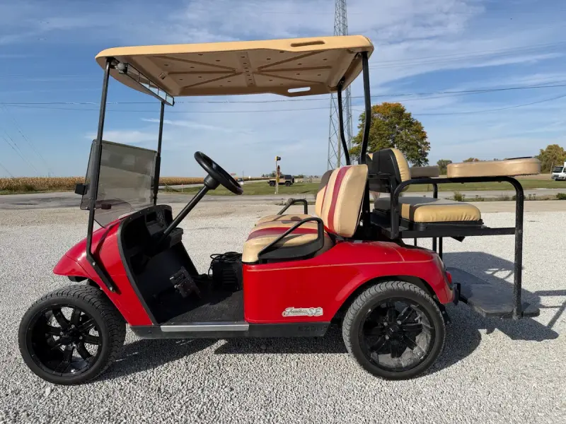 2005 E-Z-GO TXT thumb 2