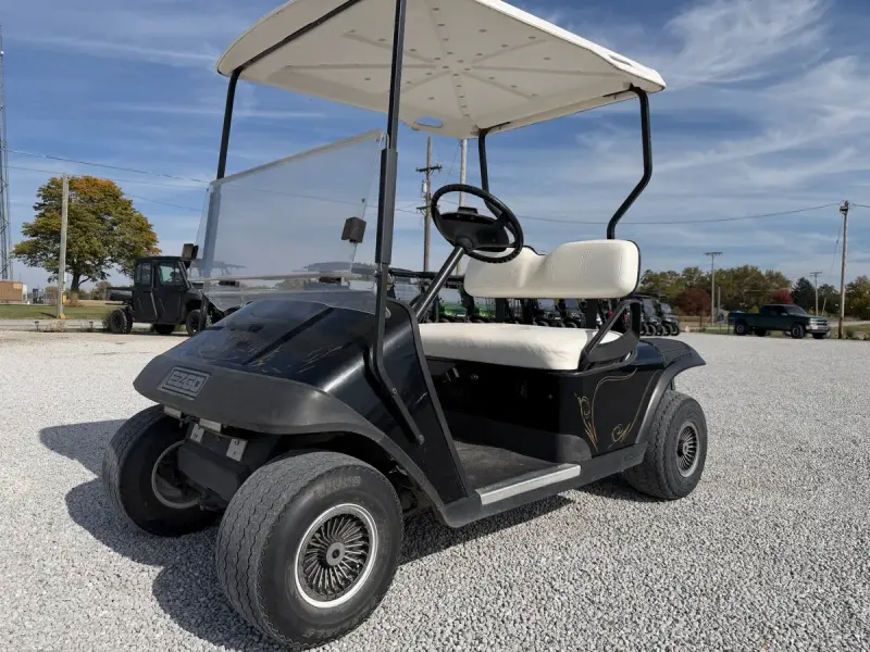 1998 E-Z-GO Golf cart photo 1