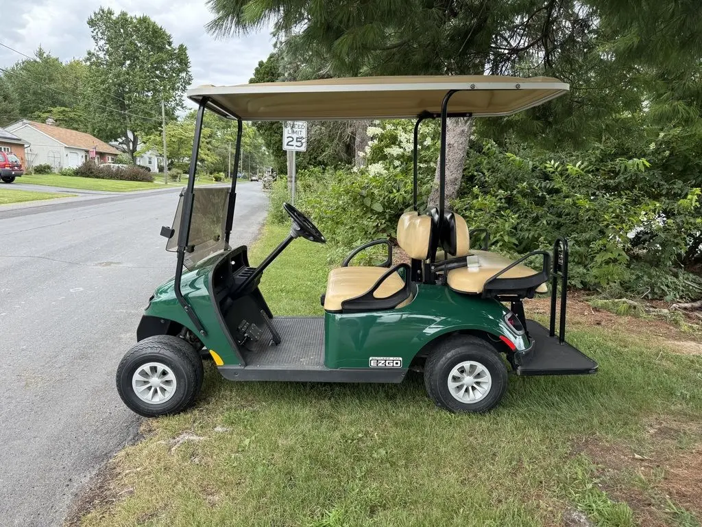 2018 E-Z-GO TXT thumb 4