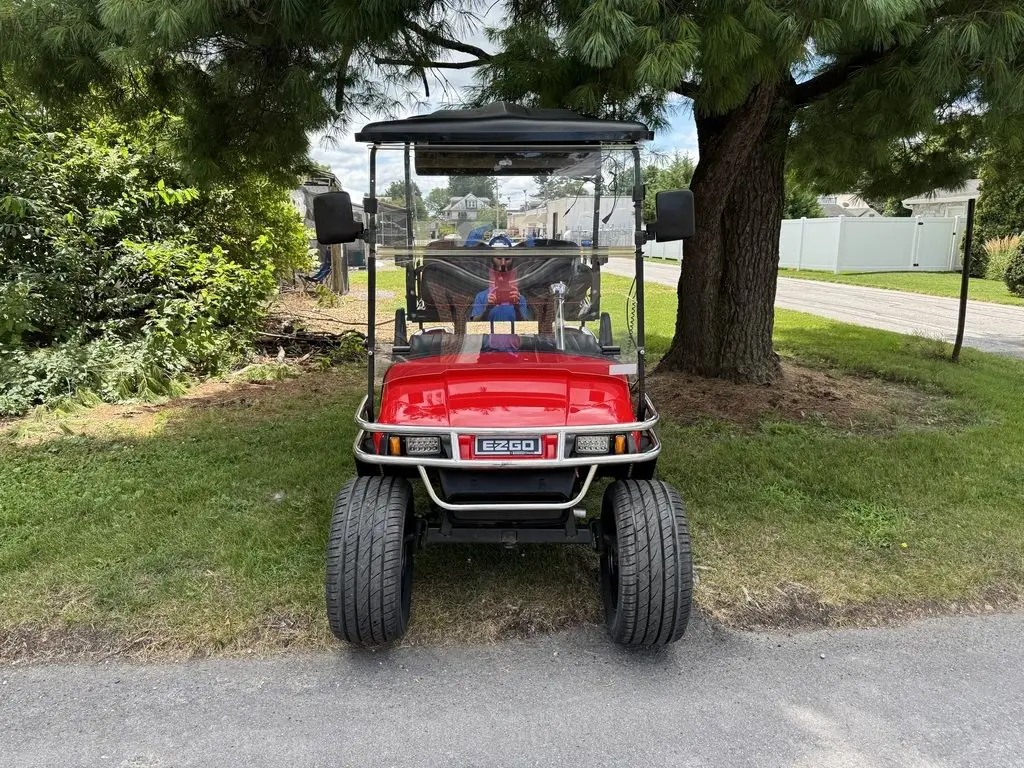 2011 E-Z-GO TXT thumb 2