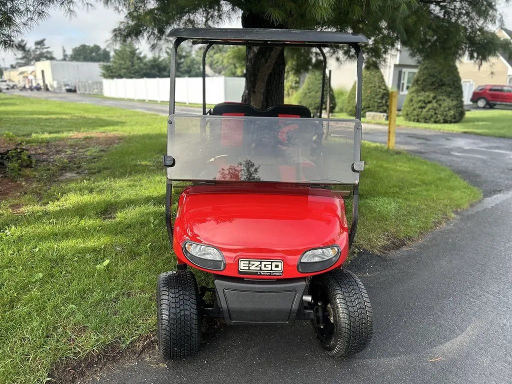 2021 E-Z-GO TXT thumb 2