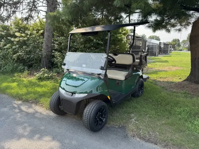 2026 E-Z-GO RXV4 Touring S photo 1