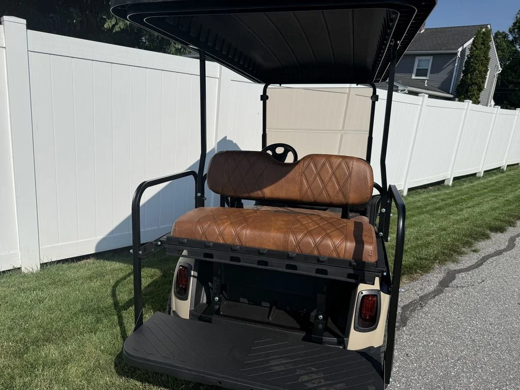 2021 E-Z-GO RXV ELiTE Lithium thumb 3