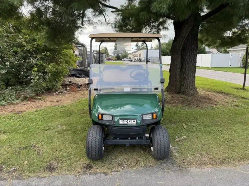 2014 E-Z-GO TXT thumb 2