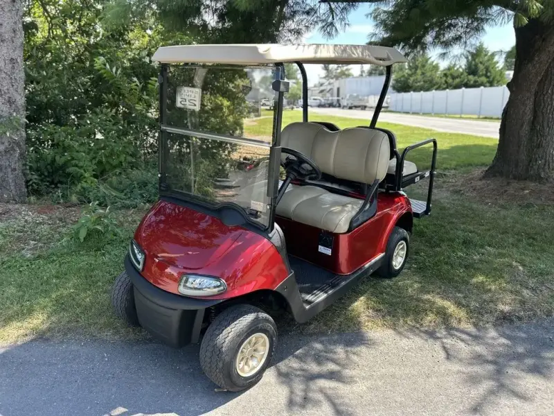 2022 E-Z-GO RXV ELiTE Lithium photo 1