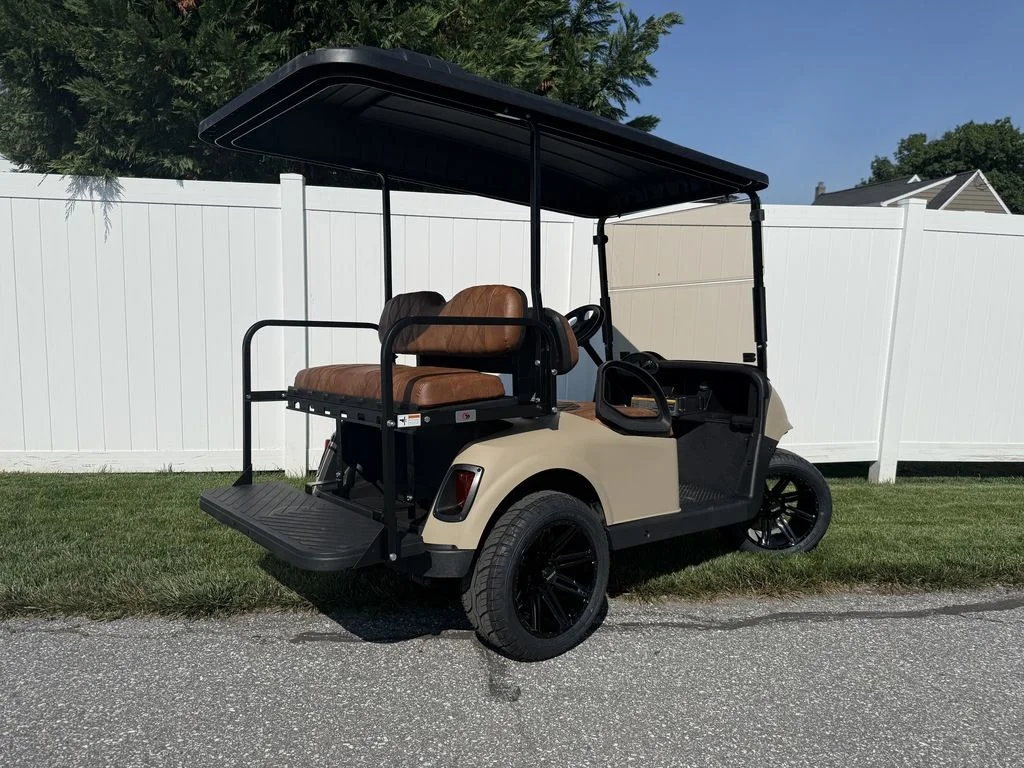 2021 E-Z-GO RXV ELiTE Lithium thumb 2