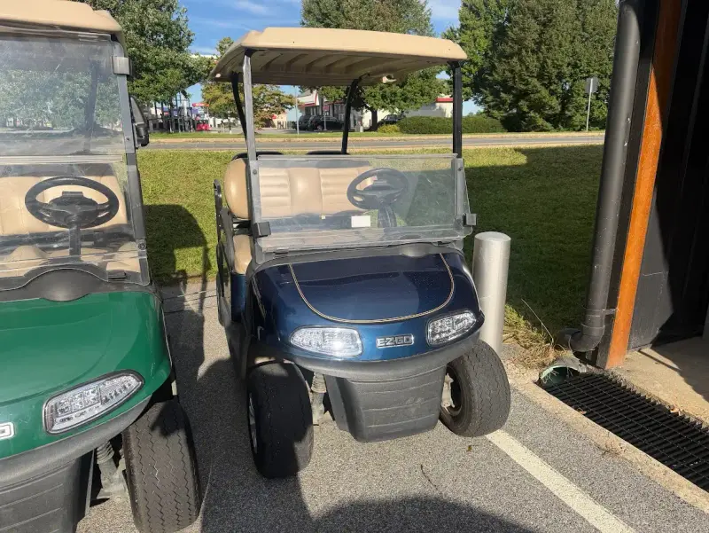 2018 E-Z-GO RXV ELiTE Lithium
