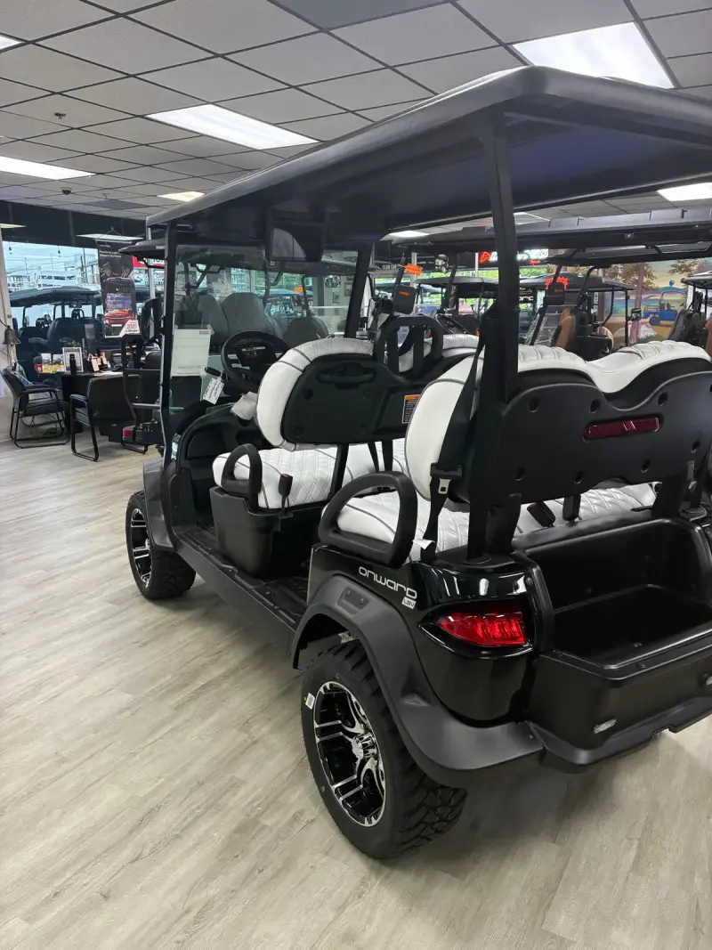 2027 Club Car Onward thumb 2