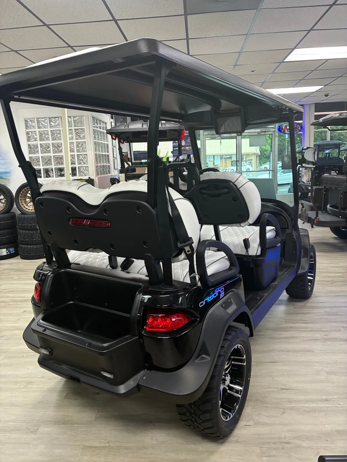 2027 Club Car 4FF thumb 4