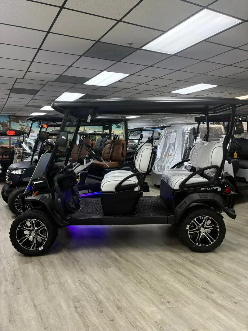2027 Club Car 4FF thumb 1