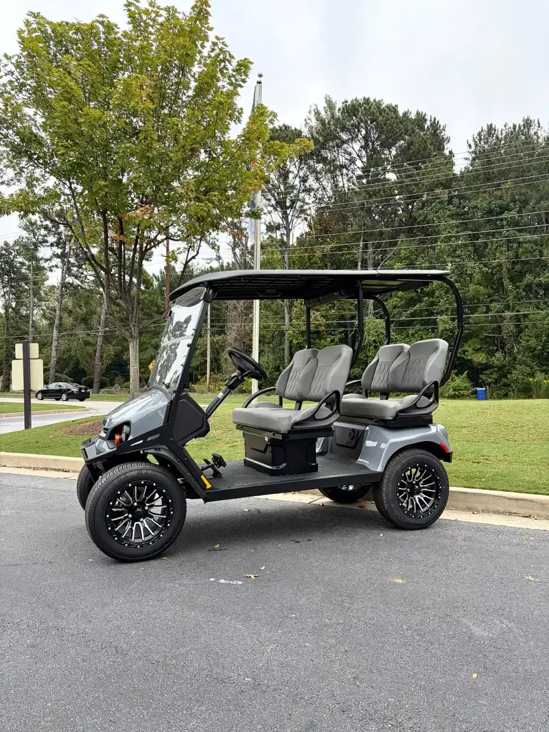 2026 E-Z-GO Liberty ELiTE Lithium thumb 2