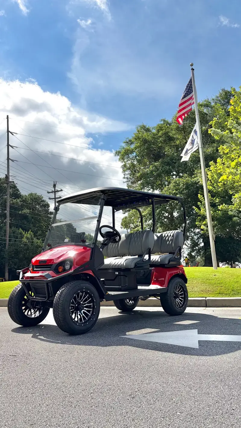 2026 E-Z-GO Liberty ELiTE Lithium photo 1