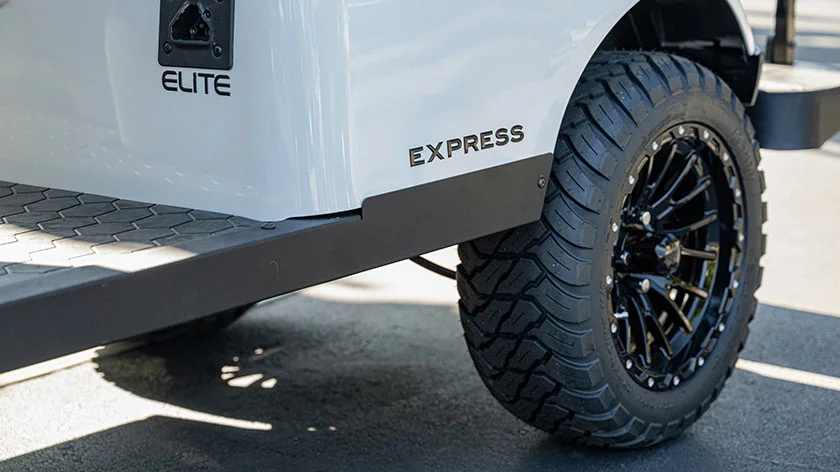 2027 E-Z-GO Express thumb 4