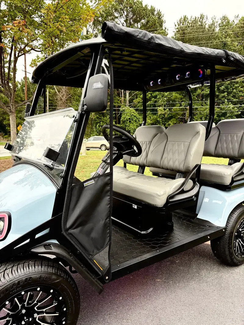 2026 E-Z-GO Liberty ELiTE Lithium thumb 2