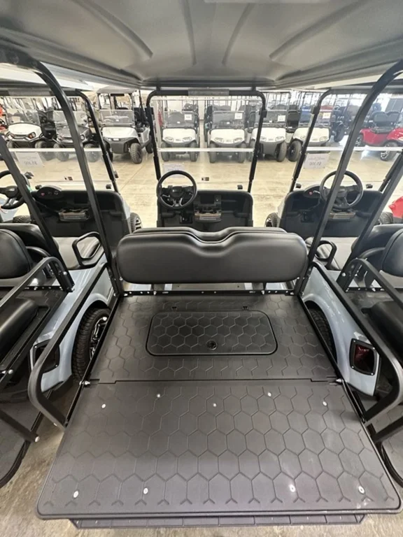 2021 E-Z-GO Freedom ELiTE Lithium thumb 4