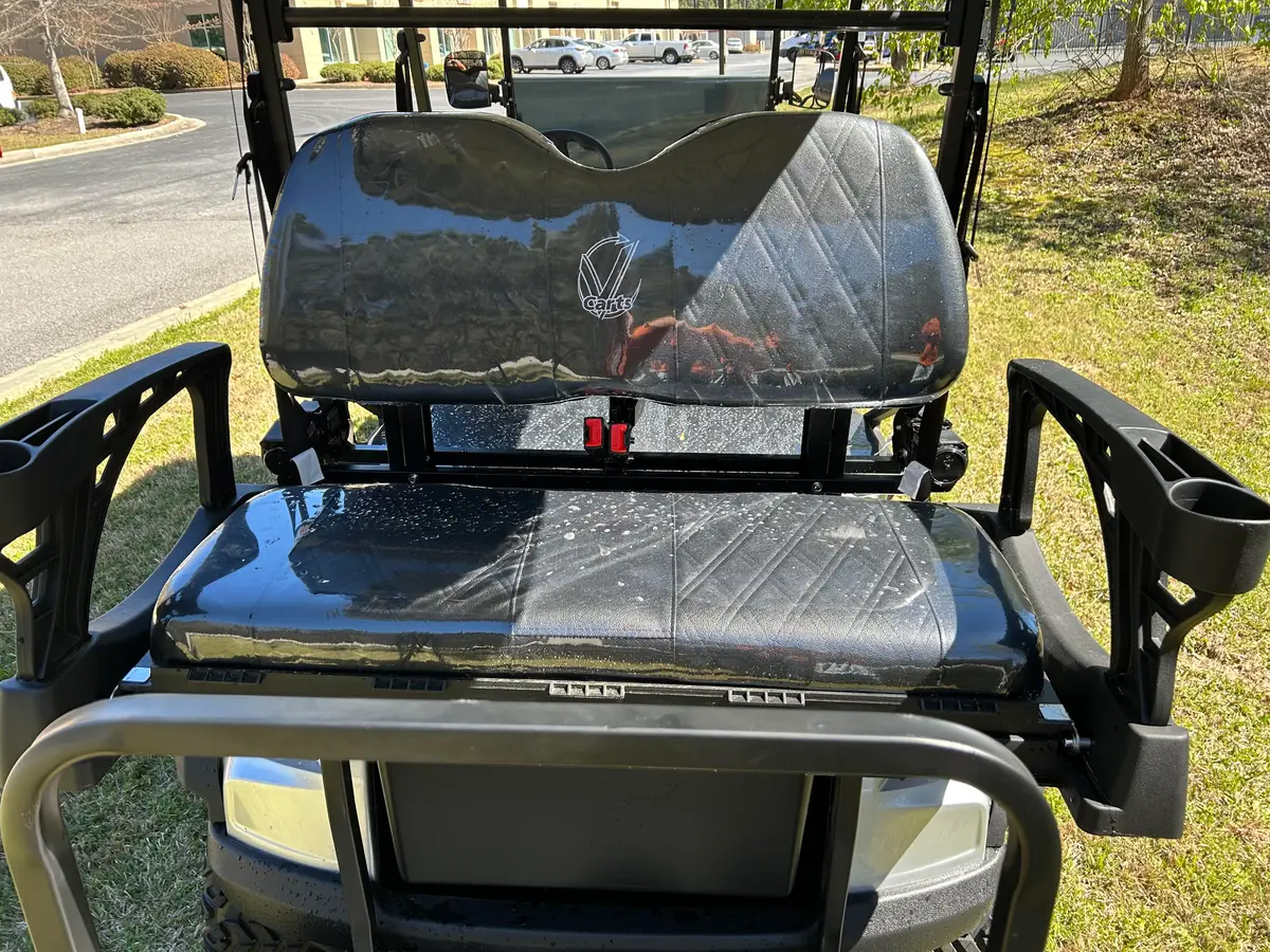 2023 VCarts VC6 Limo 6 Seater thumb 4