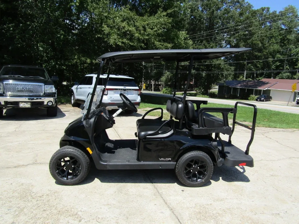 2027 E-Z-GO RXV 4 Valor S 13.5 Gas Black thumb 2