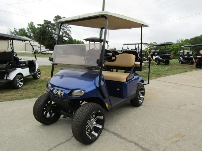 2022 E-Z-GO Valor EX1 Gas photo 1