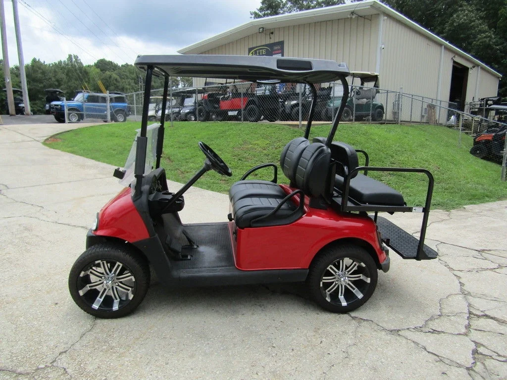 2016 E-Z-GO RXV thumb 2