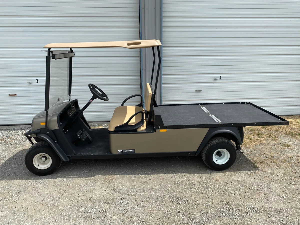 2019 Cushman Shuttle 2 Electric thumb 2