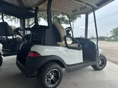 2027 Club Car Onward Gas thumb 3