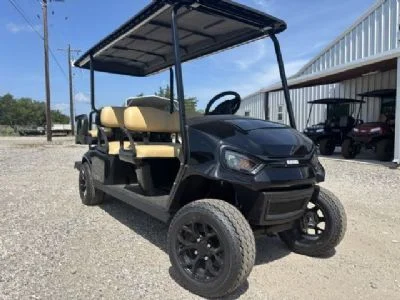 2026 E-Z-GO Express thumb 4