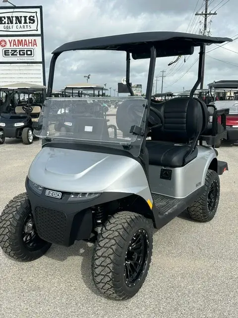 2026 E-Z-GO RXV ELiTE Lithium thumb 4