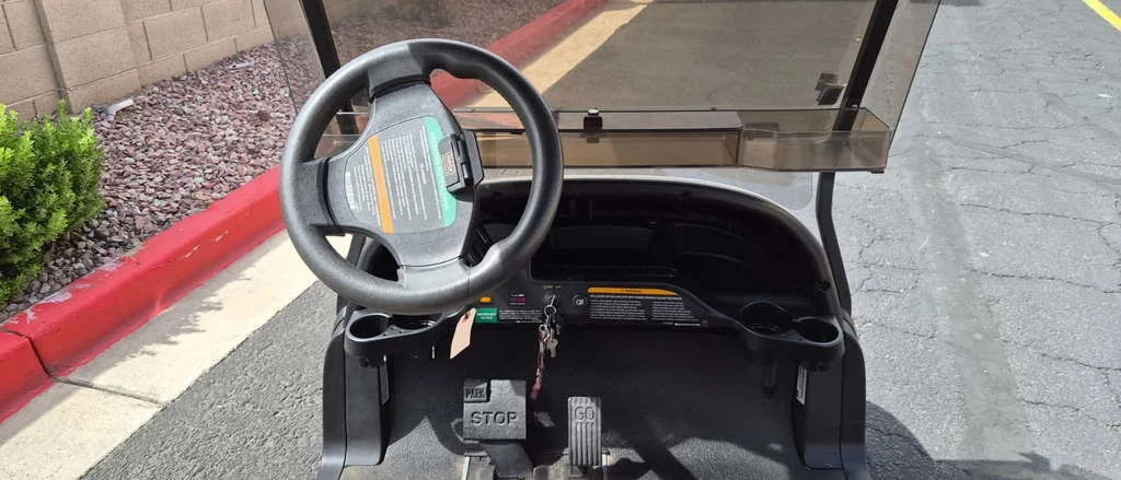 2016 Club Car Precedent Electric thumb 2