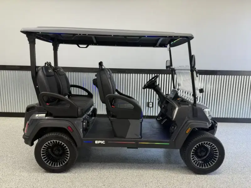 2025 Epic Carts E40FX photo 1