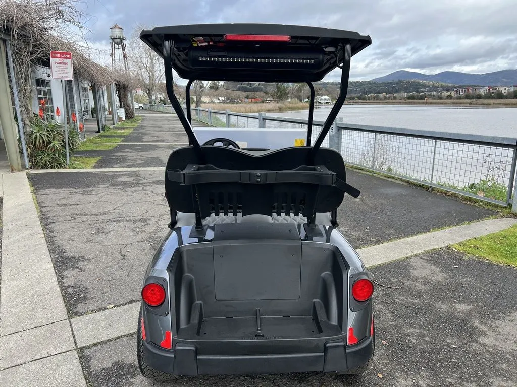 2026 E-Z-GO Freedom ELiTE Lithium thumb 4