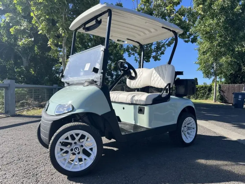 2021 E-Z-GO Freedom ELiTE Lithium thumb 1