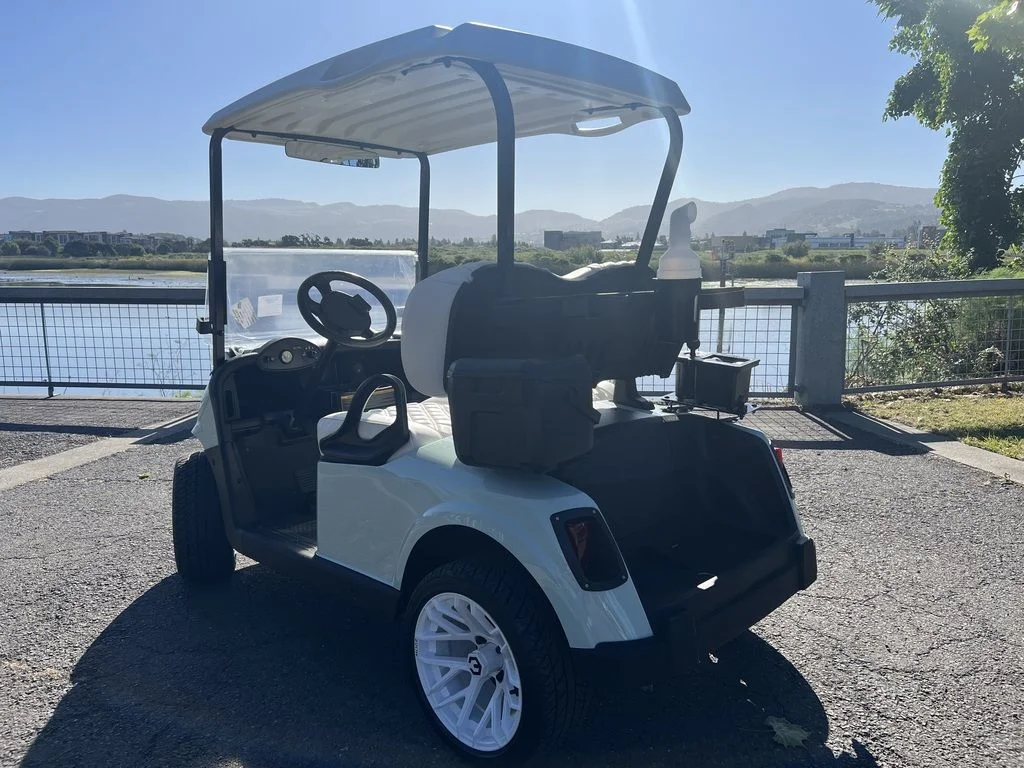 2021 E-Z-GO Freedom ELiTE Lithium thumb 4