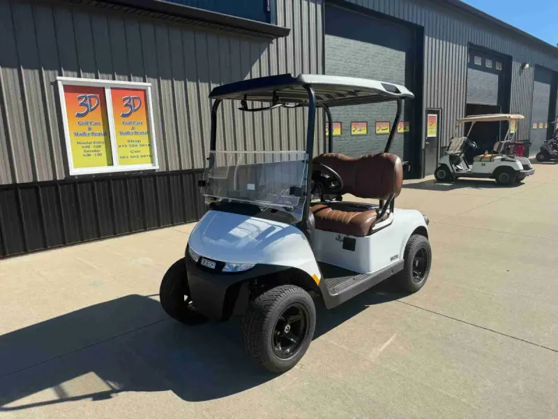 2026 E-Z-GO Freedom photo 1