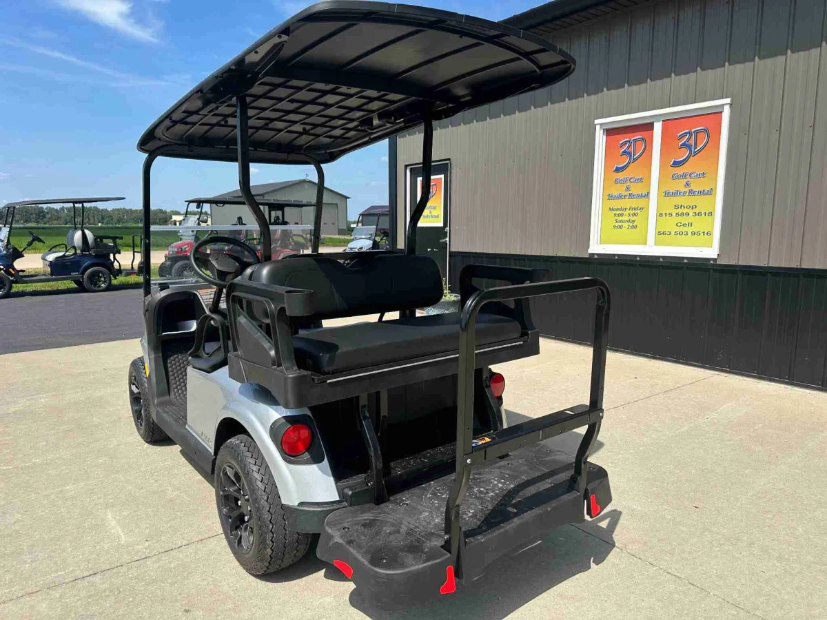2027 E-Z-GO Valor thumb 4