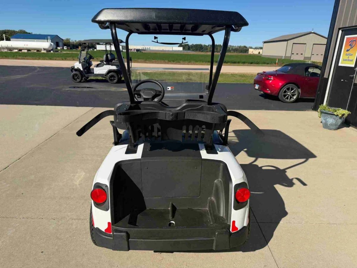 2026 E-Z-GO RXV VALOR 2 S+ thumb 4
