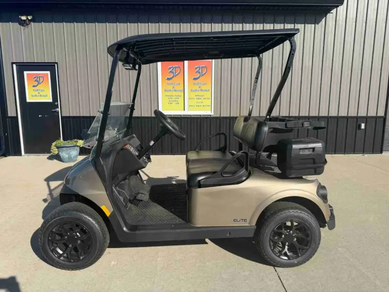 2027 E-Z-GO RXV photo 1