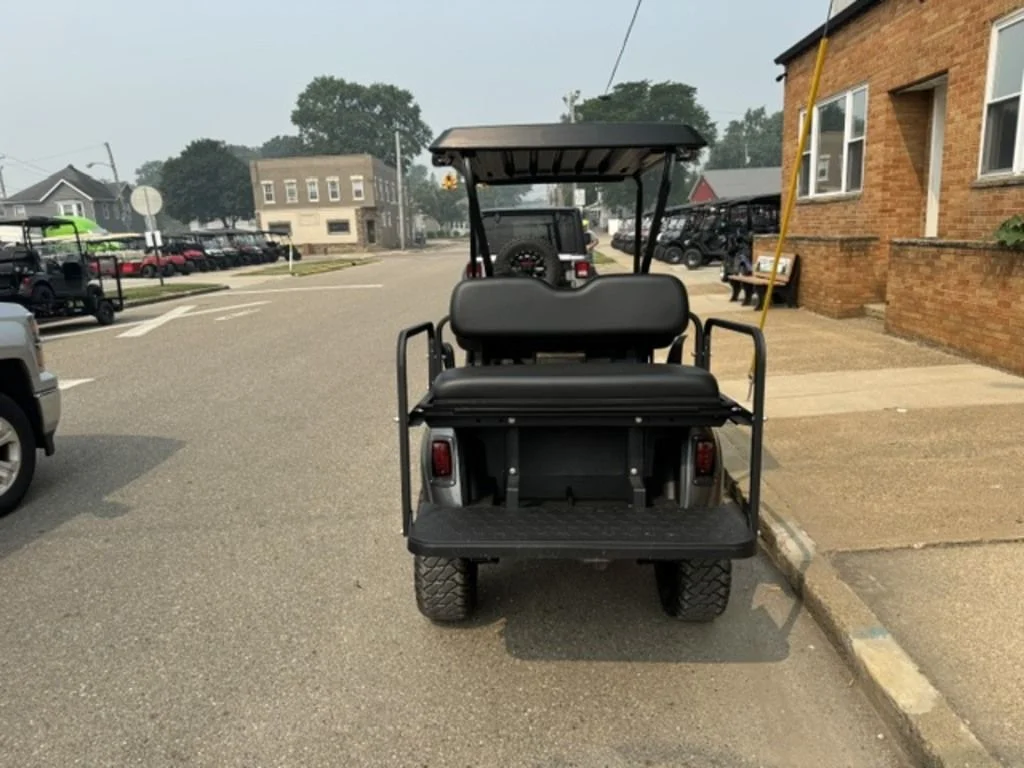 2020 E-Z-GO TXT thumb 3