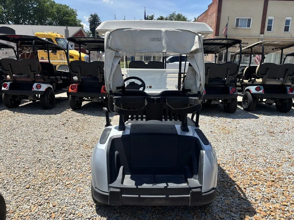 2021 E-Z-GO RXV ELiTE Lithium thumb 3