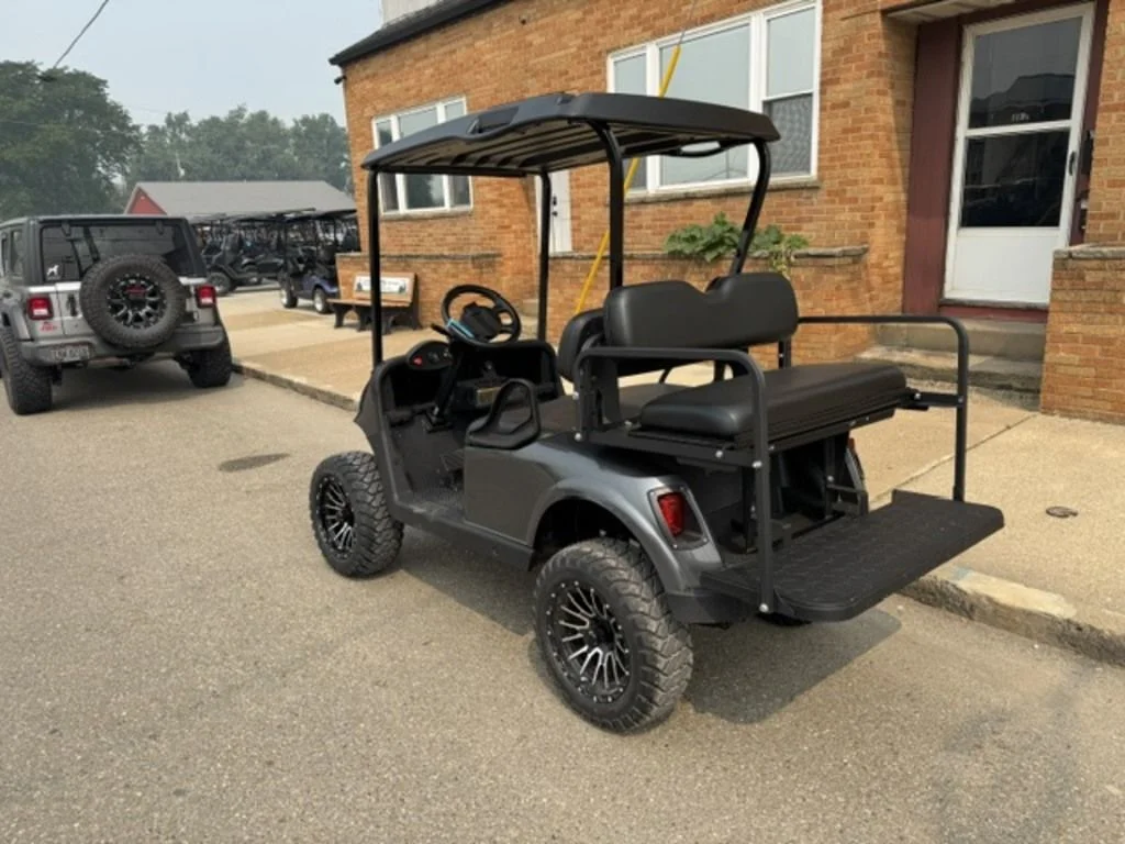 2020 E-Z-GO TXT thumb 2