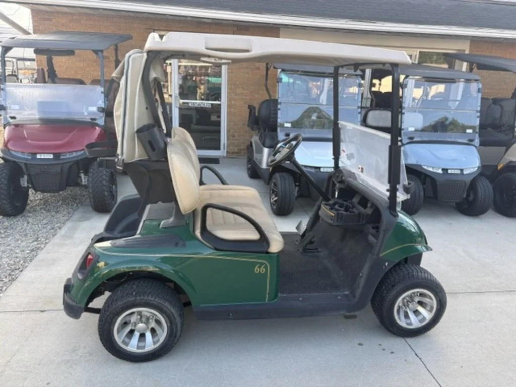 2020 E-Z-GO RXV ELiTE Lithium thumb 2