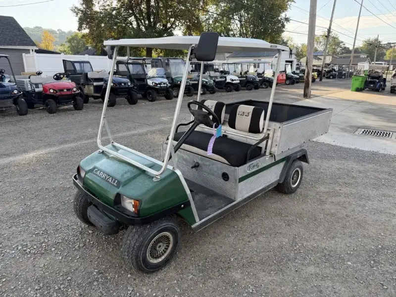 1999 Club Car Turf 2 Gas photo 1