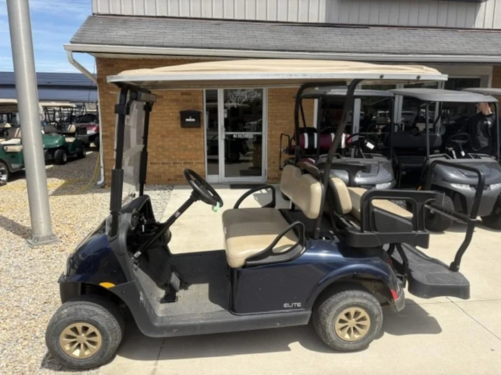 2022 E-Z-GO RXV ELiTE Lithium thumb 3