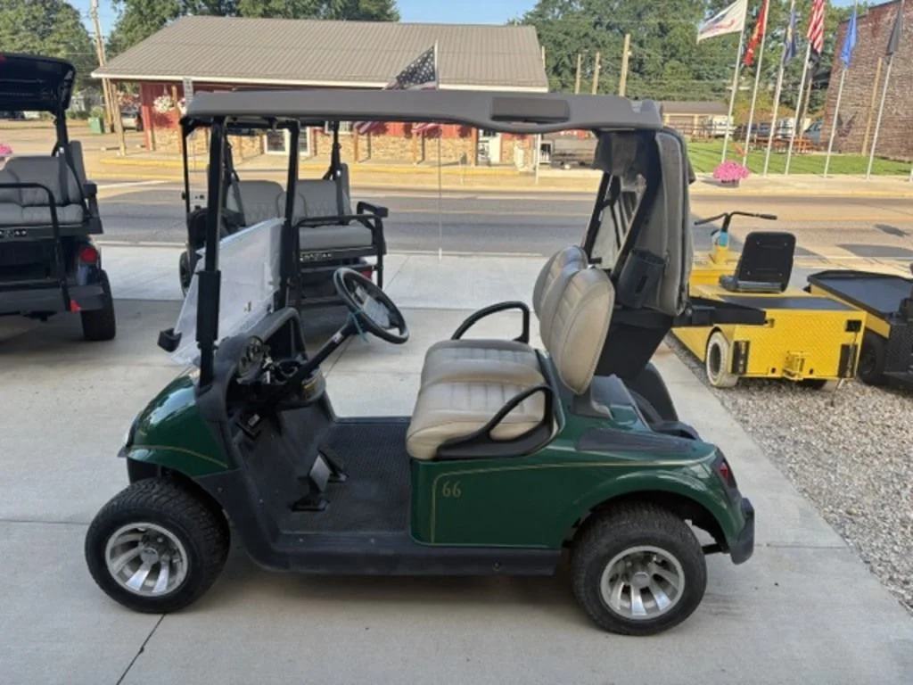 2020 E-Z-GO RXV ELiTE Lithium thumb 3