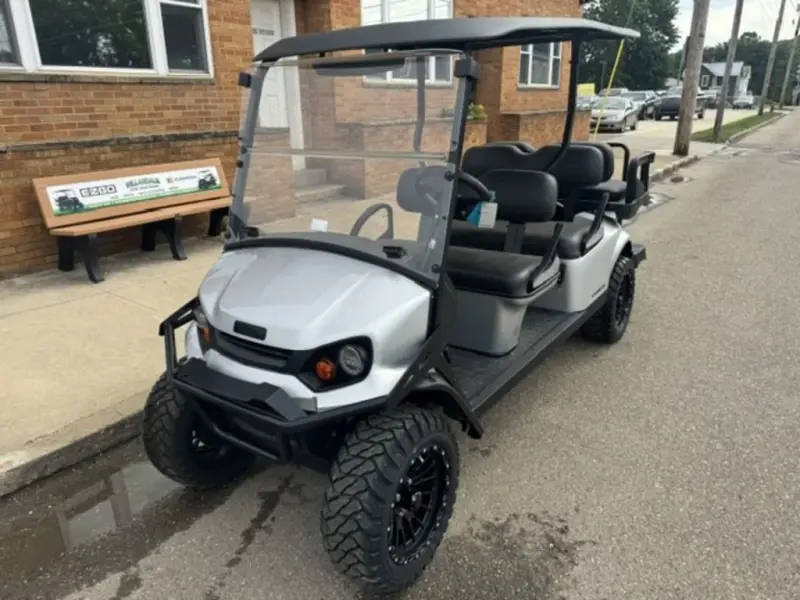 2025 E-Z-GO Express ELiTE Lithium thumb 1